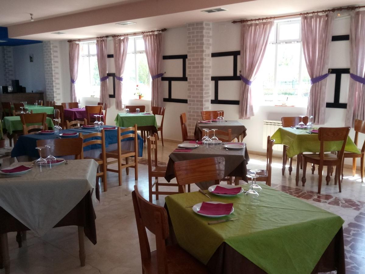 Hostal El Tropezon Matallana de Valmadrigal Extérieur photo