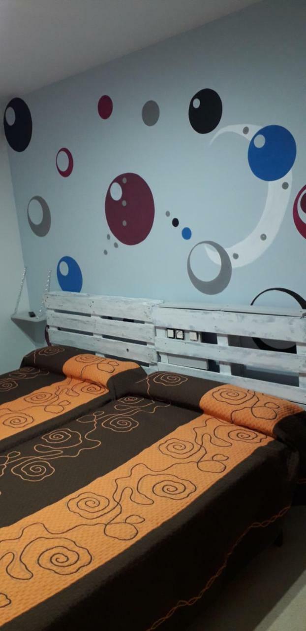 Hostal El Tropezon Matallana de Valmadrigal Extérieur photo